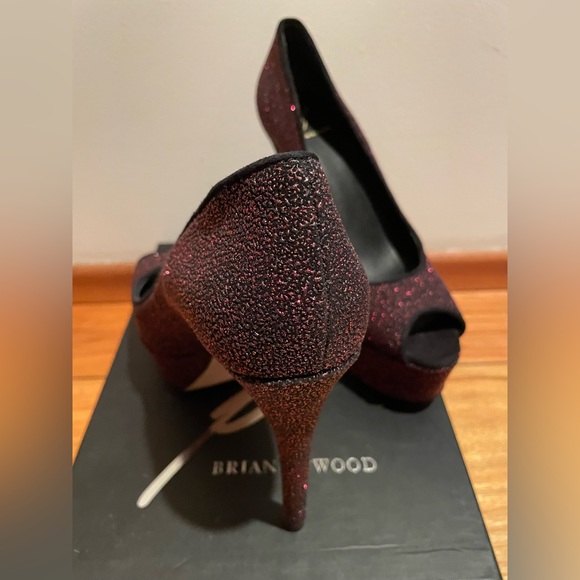 👠"There's No Place Like Home!" Brian Atwood Bambola Fuschia Sparkle Peeptoe Sz 9 - Picture 12 of 16